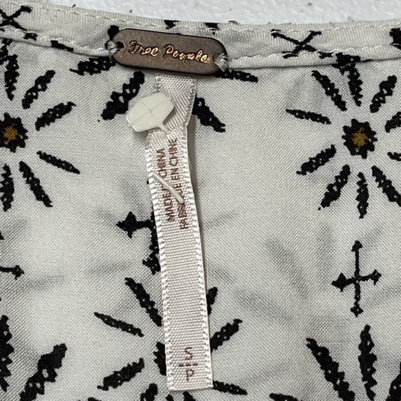 Free People Top Babydoll Oversized Tunic Boho Tiered Hi Low Size S Festival - Picture 4 of 9